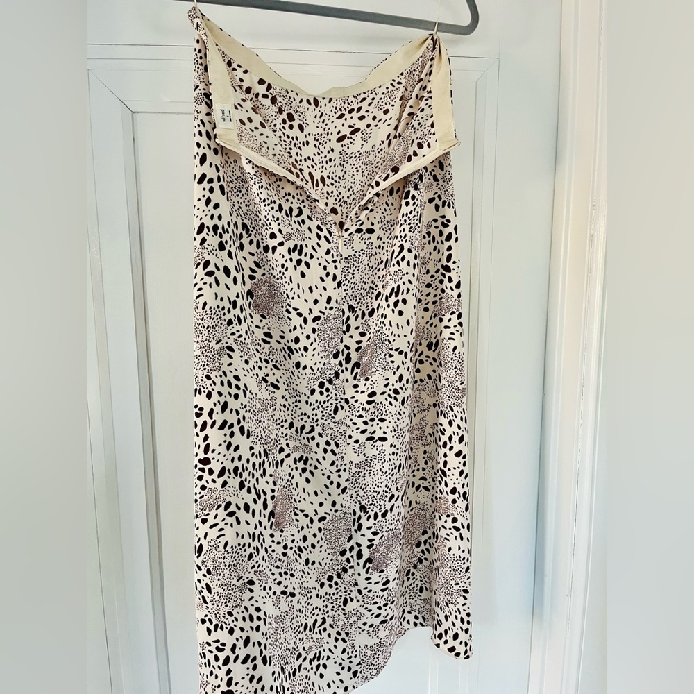 Aritzia Wilfred Midi Skirt